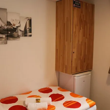 Vendégház Gaestehaus Buonanotte 2 Bréma